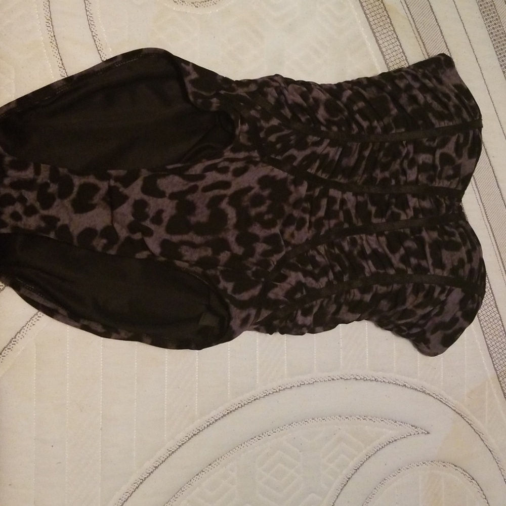 Black cheetah swimsuit spanx sz 8